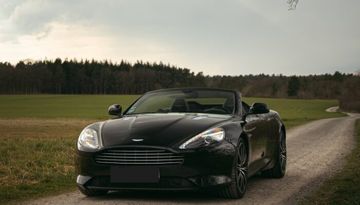 Aston Martin DB9 Volante mieten bei Stuttgart
