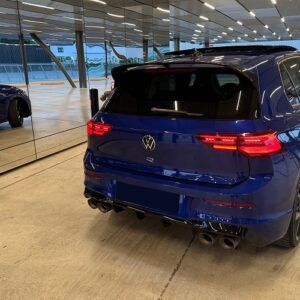 Heckansicht Golf 8 R Performance in Bielefeld