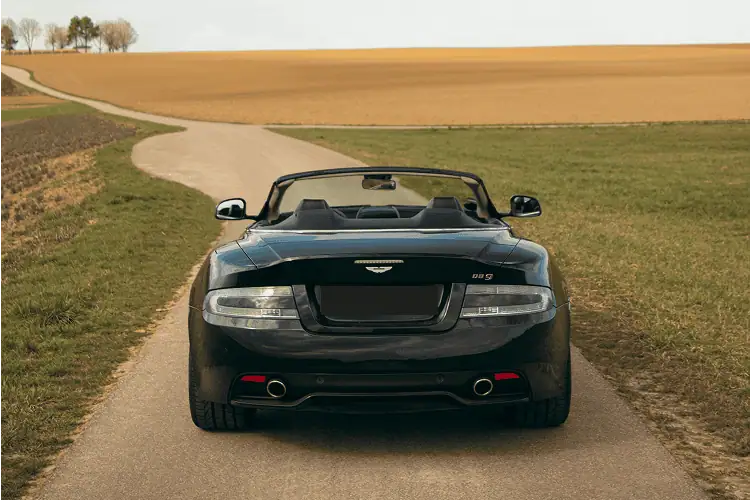 Heckansicht Aston Martin DB9 Volante bei Stuttgart
