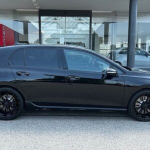 Seitenansicht Golf R bei München