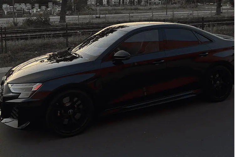 Seitenansicht Audi RS3 Limousine in Mannheim