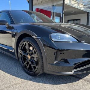 Porsche Taycan 4 Cross Turismo mieten bei München