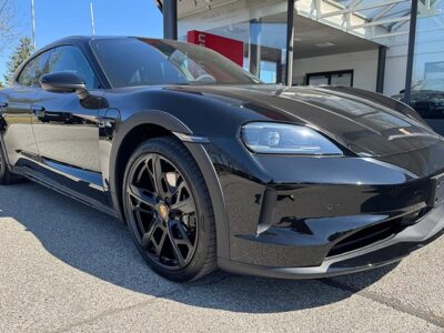 Porsche Taycan 4 Cross Turismo mieten bei München
