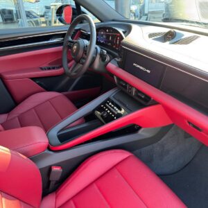 Interior Porsche Macan 4 bei München