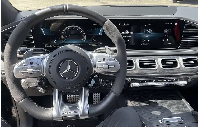 Lenkrad Mercedes-Benz GLE 63s AMG in Berlin