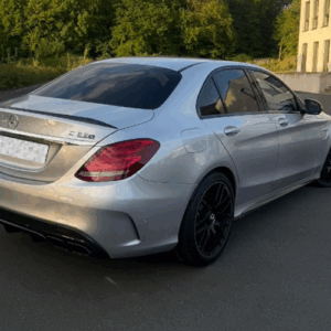 Heckansicht Mercedes-Benz C63S AMG bei Karlruhe