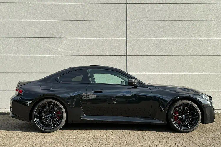 Seitenansicht BMW M2 Coupé bei Hannover