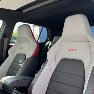 Sitze Golf 8 GTI Clubsport Akrapovic bei Hannover