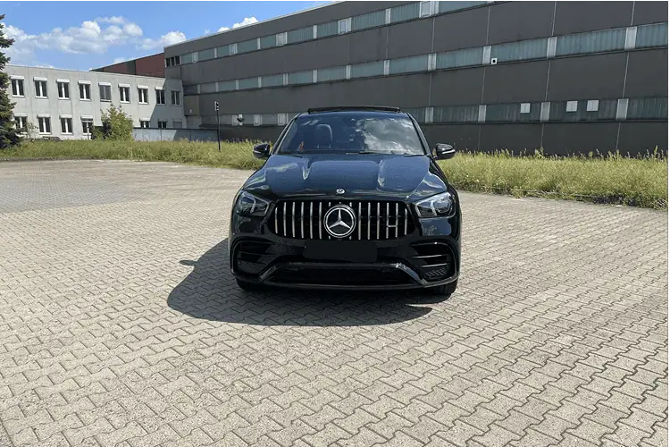 Frontansicht Mercedes-Benz GLE 63s AMG in Berlin