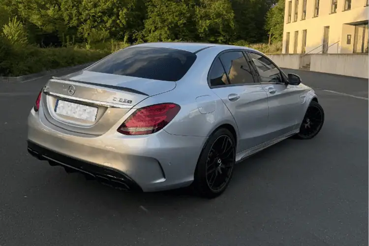 Heckansicht Mercedes-Benz C63S AMG bei Karlruhe