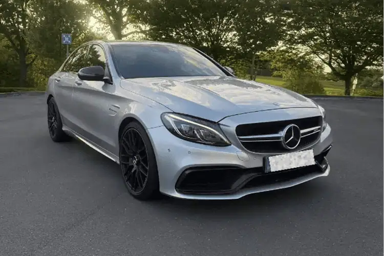 Mercedes-Benz C63S AMG mieten bei Karlruhe