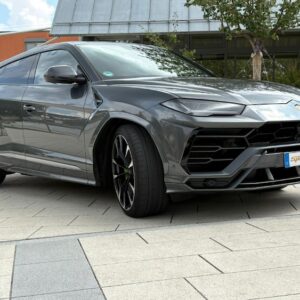 Lamborghini Urus in Dresden mieten