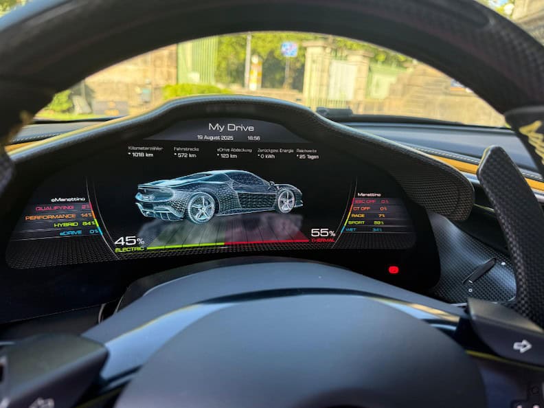 Ferrari 296 GTS Cockpit 2