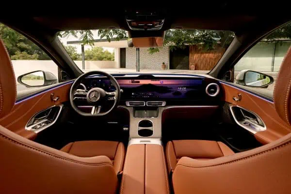 Mercedes-Benz GLC EQ Cockpit 2