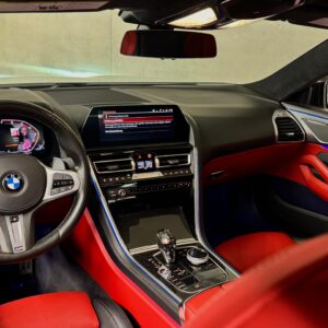 BMW M850i Cockpit 2