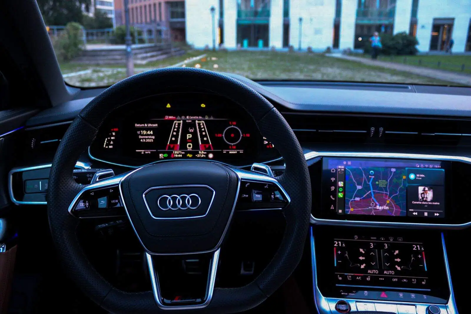 Audi RS6 Berlin Cockpit