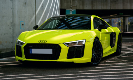 Audi R8 V10 Coupe mieten in Frankfurt am Main
