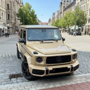 Mercedes G63 AMG mieten in München Maximillianstrasse 2