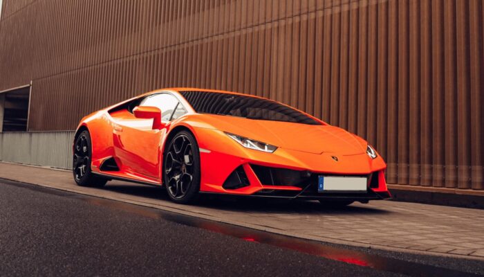 Lamborghini Huracán Evo mieten in Frankfurt am Main