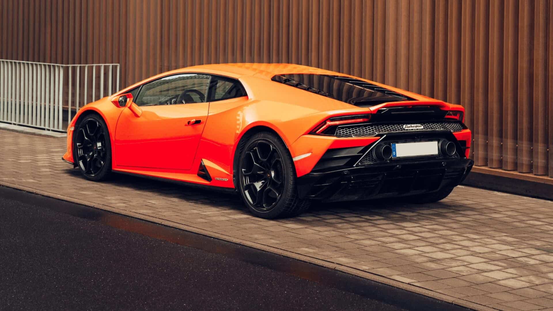 Seitenansicht Lamborghini Huracán Evo in Frankfurt am Main