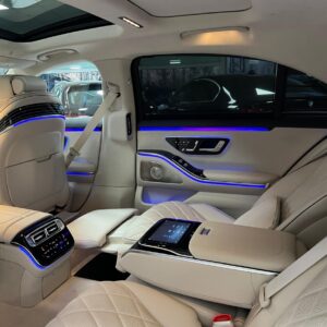 Mercedes Benz S580 L Innenraum hinten 2