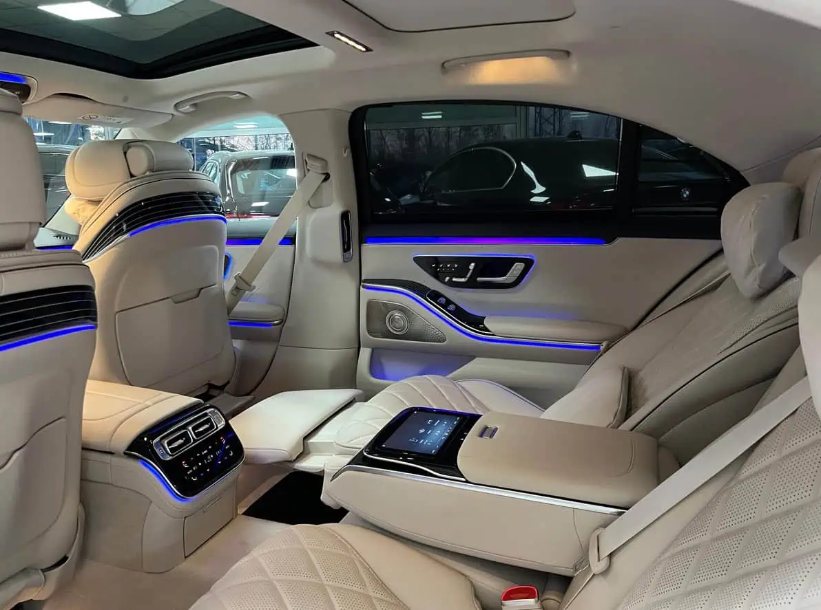 Mercedes Benz S580 L Innenraum hinten 2