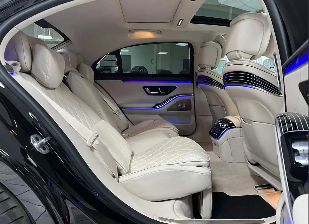 Mercedes Benz S580 L Innenraum hinten