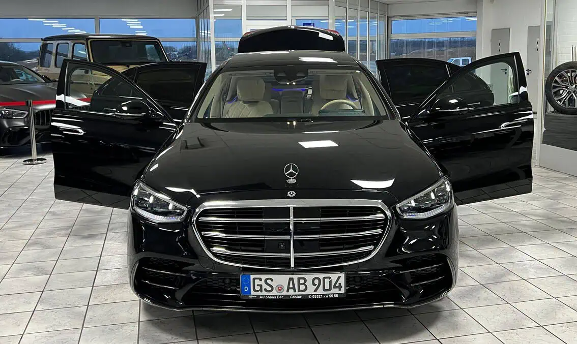 Mercedes Benz S580 L Front