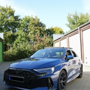 Audi RS3 vorne links