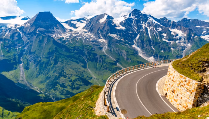 Landschaft Sportwagentour Deutsche Alpenstrasse 2.0