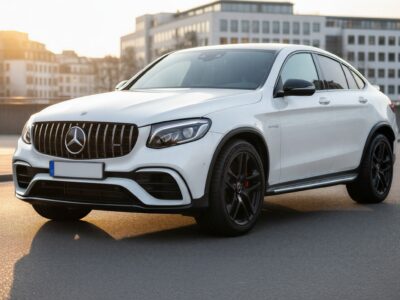 Mercedes-AMG GLC 63 S Coupe mieten in Köln hero