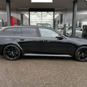 BMW M5 Touring mieten in München seite