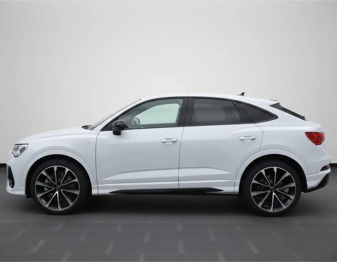 Audi RS Q3 Sportback in Gronau seite