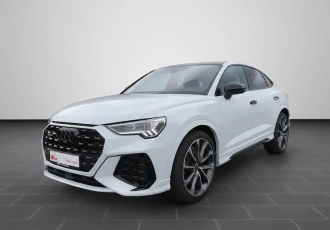 Audi RS Q3 Sportback in Gronau vorne