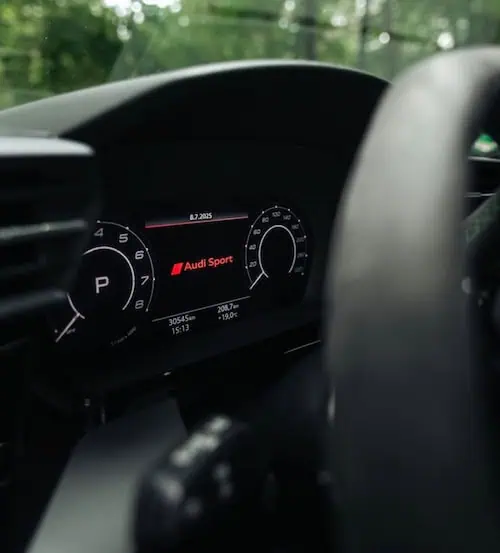 Interior vom Audi RS3 Limousine in Bonn