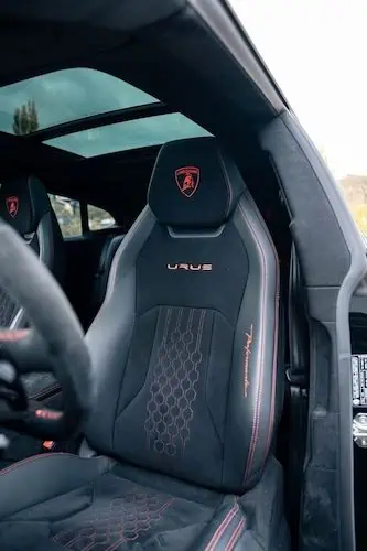 Lamborghini Urus Performante in Stuttgart Inneraum