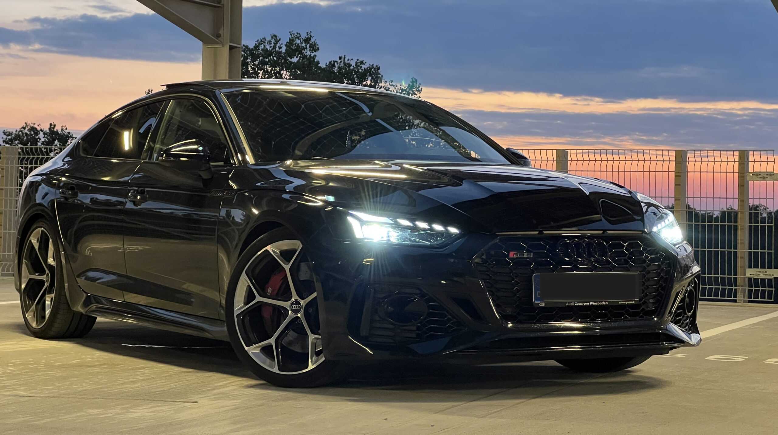 Audi RS5 Sportback mieten in Gronau vorne