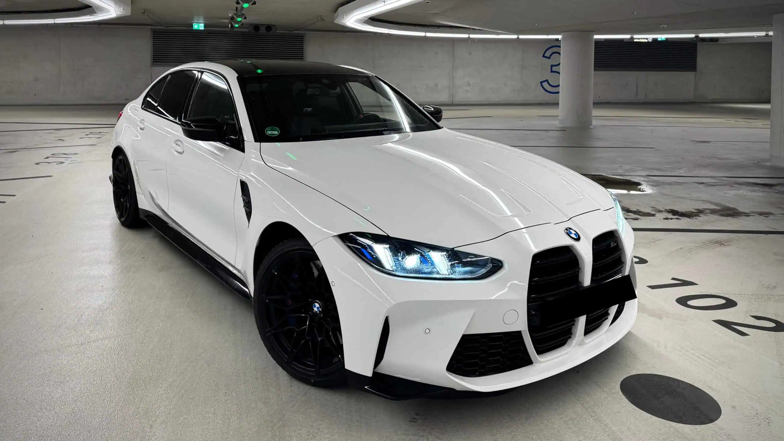 BMW M3 Competition mieten in Düsseldorf vorne