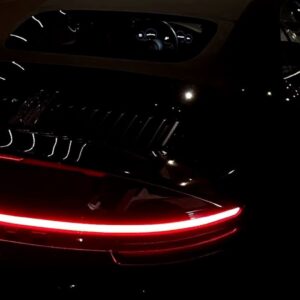 Porsche 992 Carrera 4 GTS Cabrio mieten in Duisburg hinten