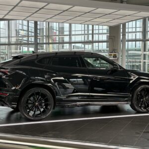Lamborghini urus Seite