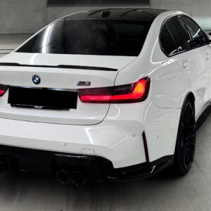 BMW M3 Competition mieten in Düsseldorf hinten links