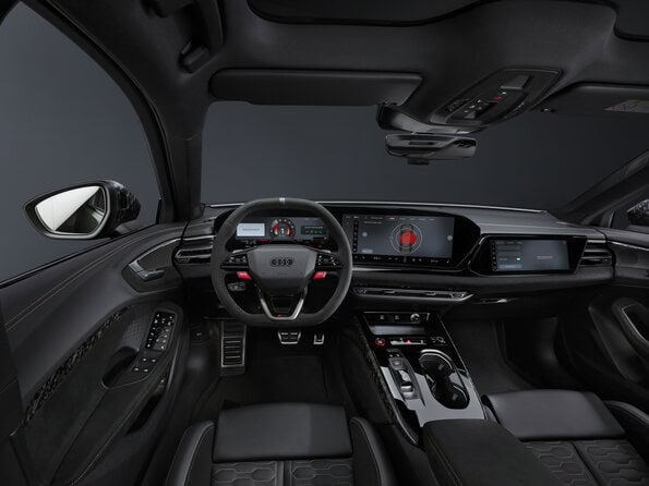  Audi RS5 Interieur – digitales Cockpit und sportliche Sitzposition