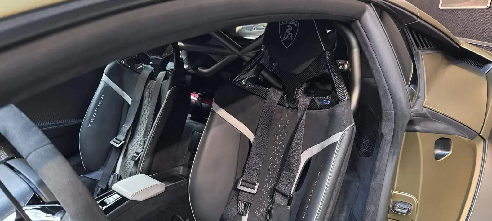 Lamborghini Huracan Tecnica Hamburg Inneraum