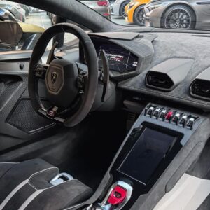 Lamborghini Huracan Tecnica Hamburg Inneraum
