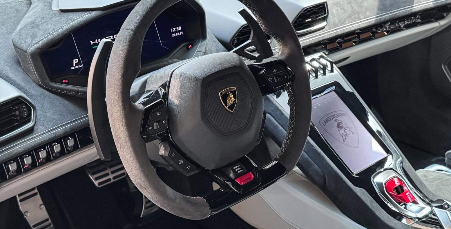 Lamborghini Huracan Tecnica Hamburg Inenraum