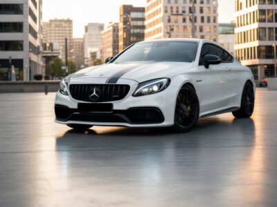 Mercedes-AMG C 63 Coupé mieten in Düsseldorf hero