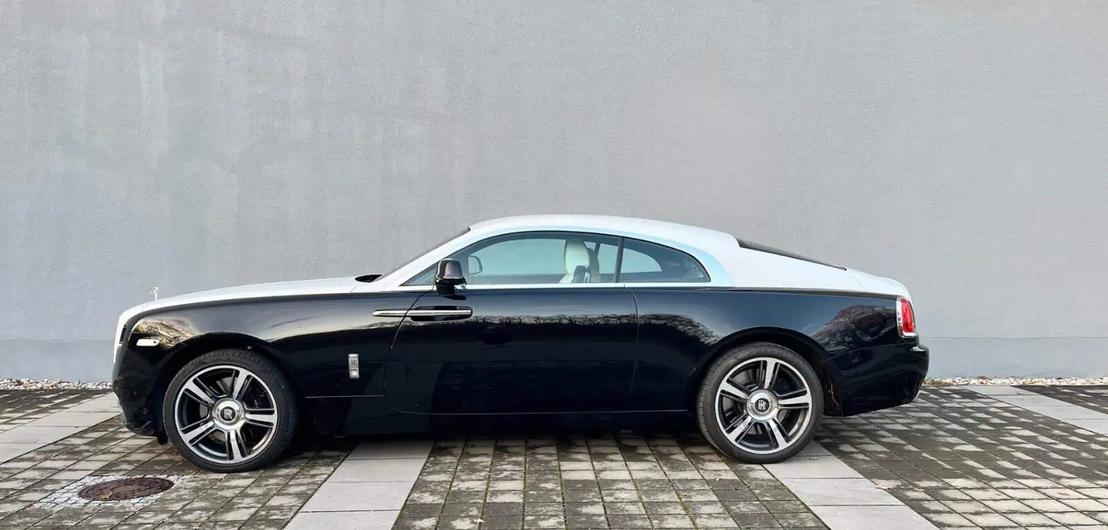 Rolls Royce Wraith München Seite