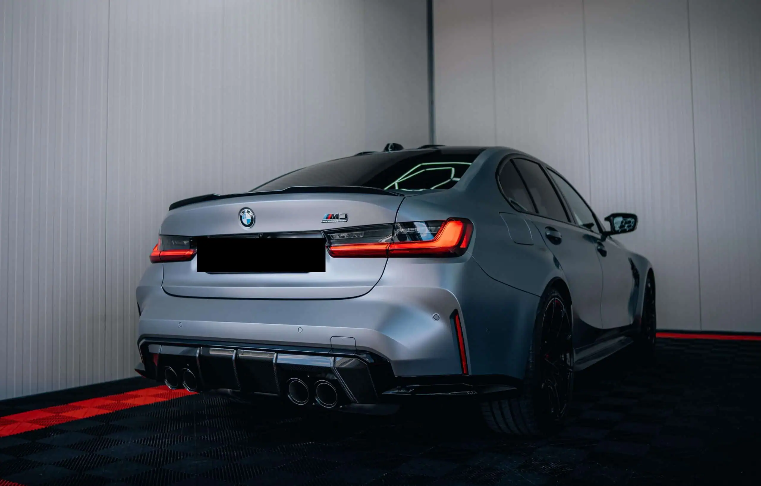 BMW M3 Competition heck