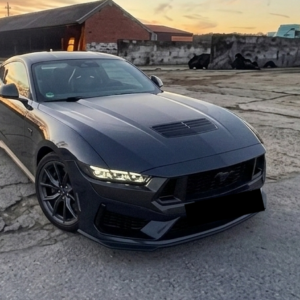 Ford Mustang Dark Horse (2025) vorne