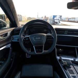 Audi RS6 Performance mieten in Hannover Innenraum